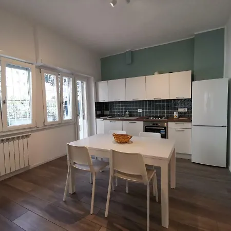 Cozy San Pietro 아파트
